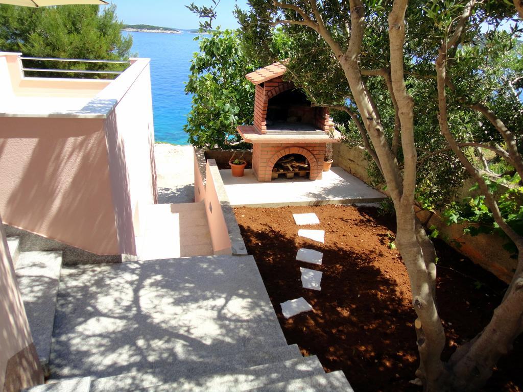 Apartments Blu Mare Sevid Exterior photo
