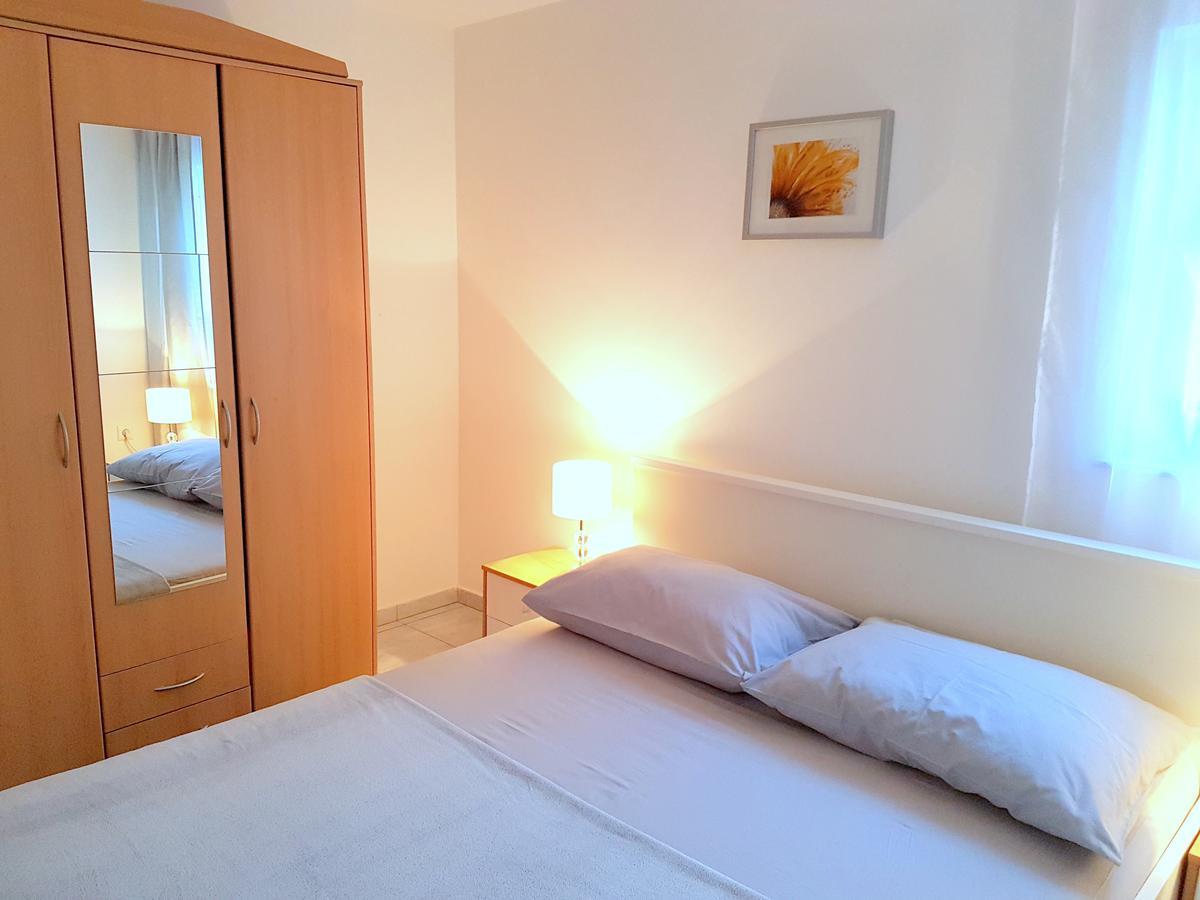 Apartments Blu Mare Sevid Exterior photo