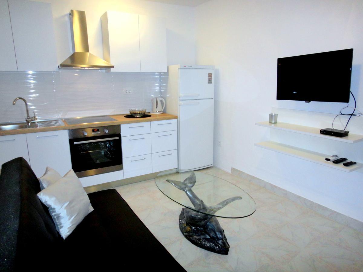 Apartments Blu Mare Sevid Exterior photo